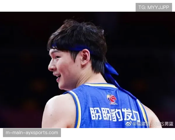 劳森17分10篮板5助攻 新疆前锋篮板组织一手抓